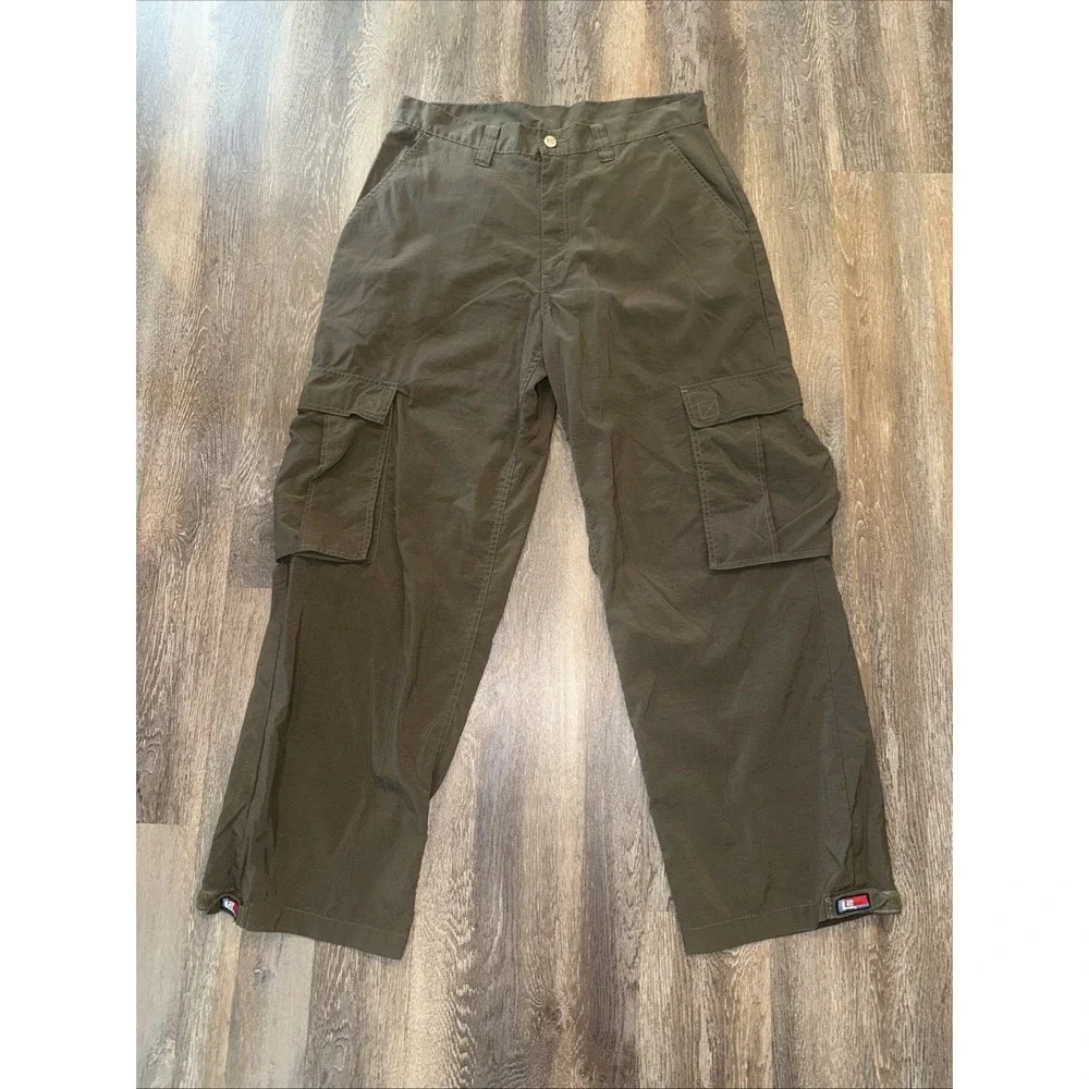 Vintage 90's Levis Nylon Expedition Hiking Cargo Pants  Men's 34x32 (fits 32x30)